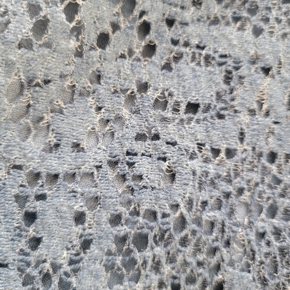 Chico's Women's Size 1 Blue Lace Long Sleeve Button Down Denim Look Shirt - Picture 13 of 13